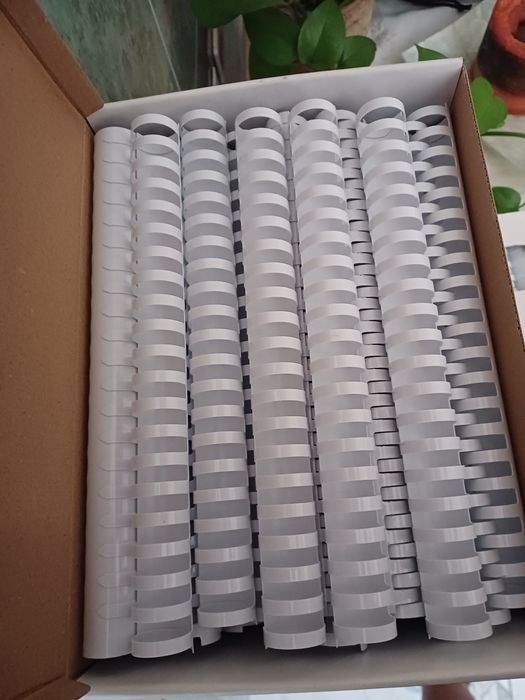Canudos de plástico para encadernar (21argolas)