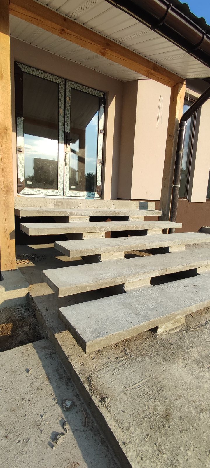 Бетонные лестницы в киеве/ бетонні сходи у києві та області