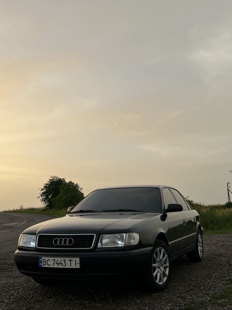 Продам Audi А6с4 100c4