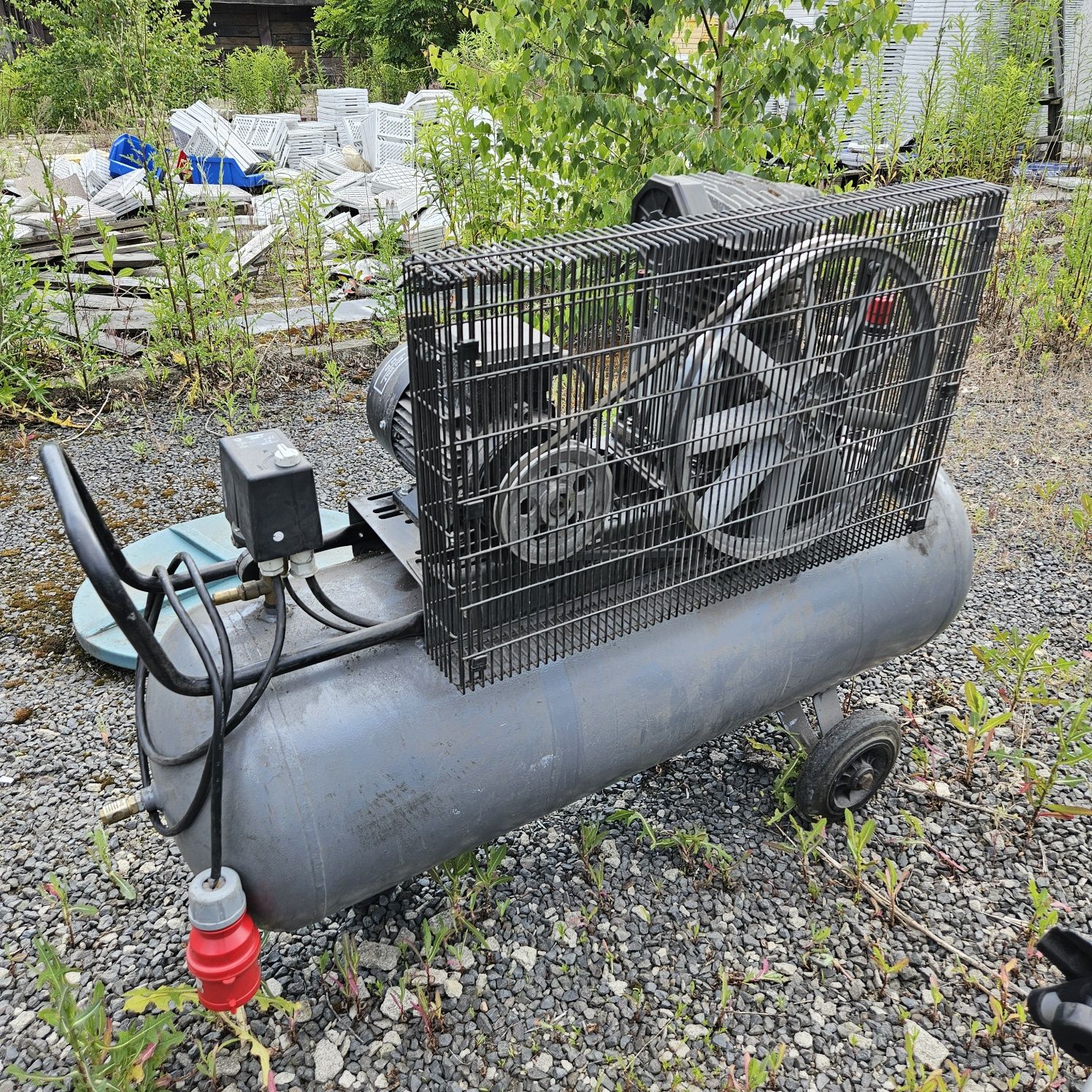 Kompresor tłokowy 150l Evert