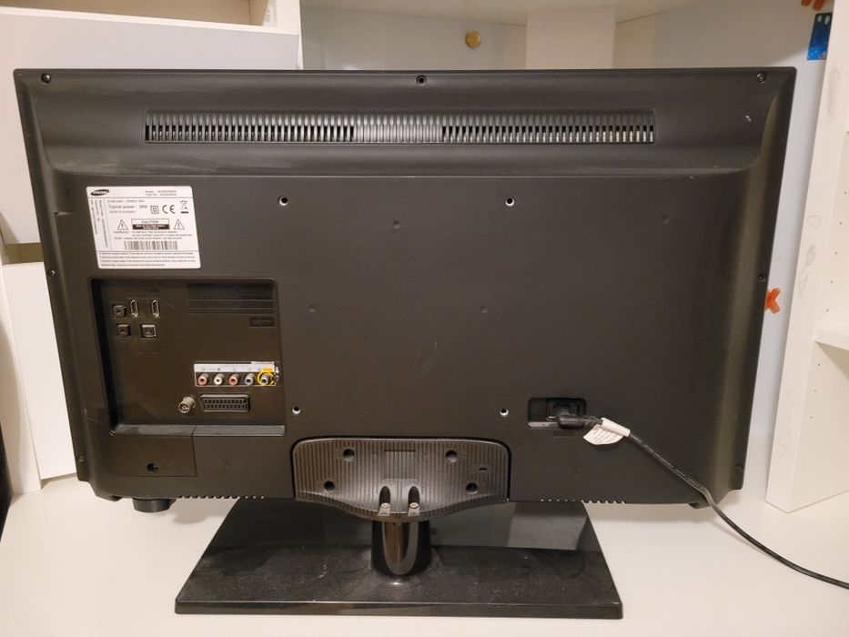 Samsung UE32EH5020 – 32” – Stan bardzo dobry – 230