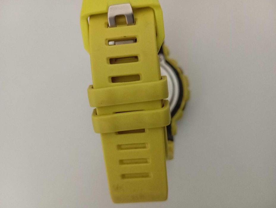 Casio G-Shock GBA-800 - krokomierz, bluetooth, fajny kolor