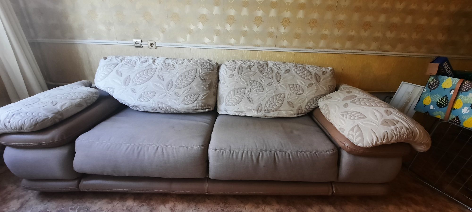 Продам раскладной диван + матрац