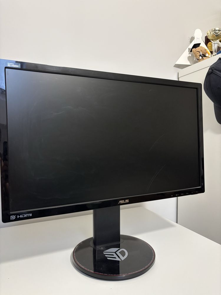 Monitor ASUS 24” 144Hz