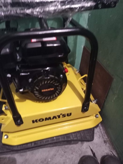 Zagęszczarka komatsu gl35