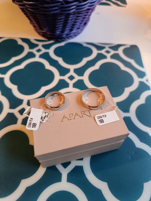 Srebrne obraczki firmy Apart