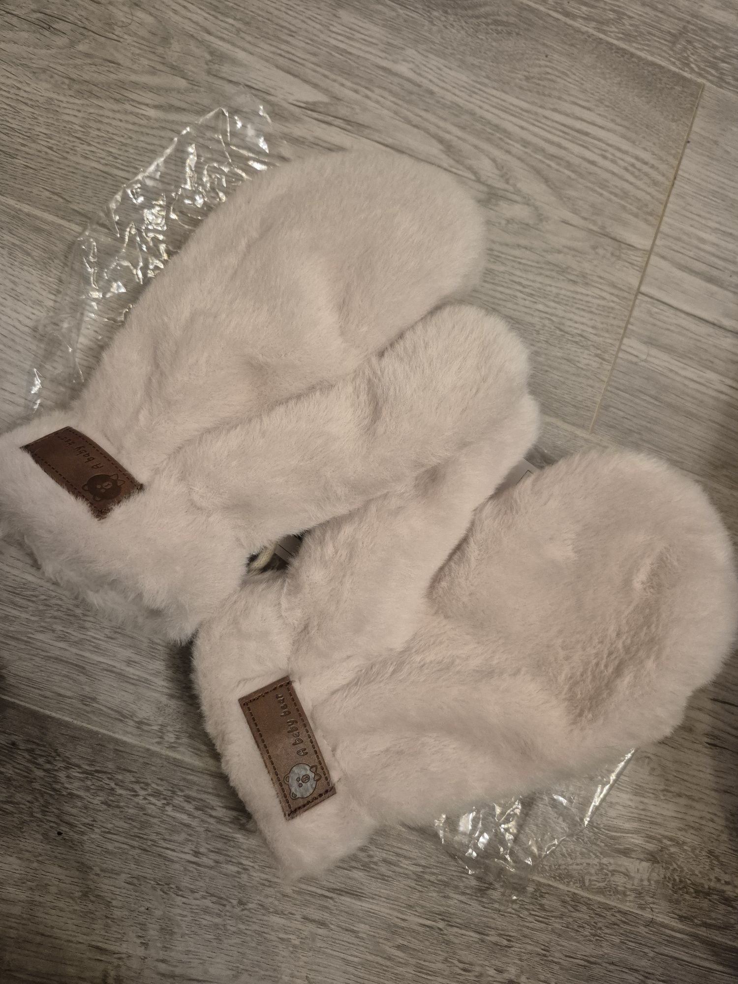 Nowe rękawiczki -futerko
