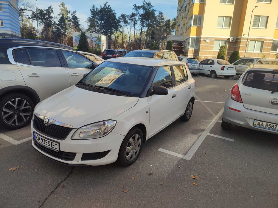 Шкода Фабія 2014 продається