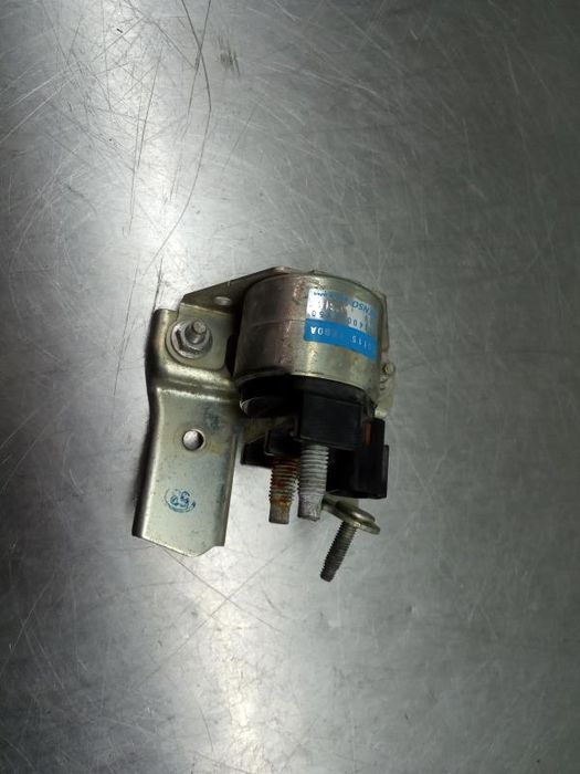 Botão / interruptor electromecânico / relé NISSAN Juke (F15)