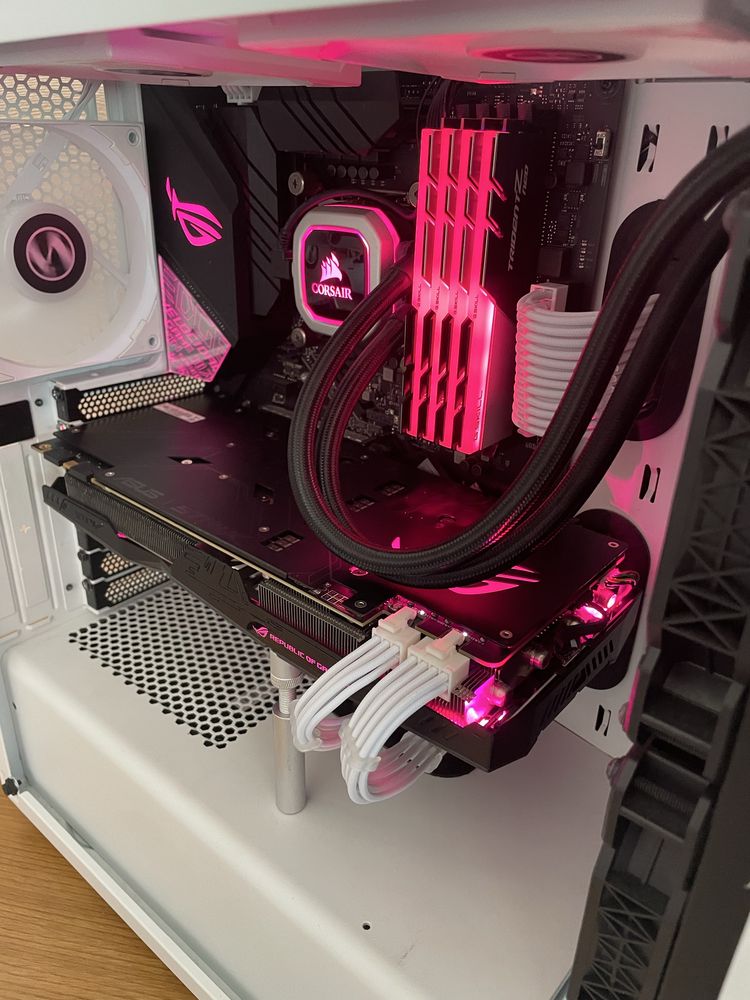 PC Gaming i7 9700k / 32GB Ram / GTX 1080 / 2 TB SSD