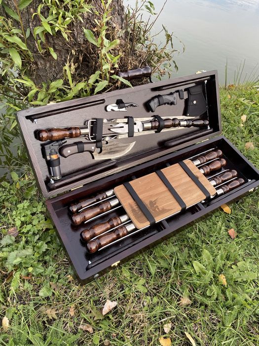 Подарунковий набір шампурів чоловіку МИСЛИВЕЦЬ