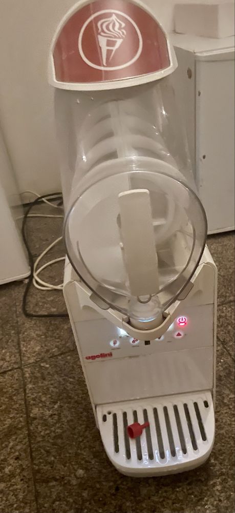 Máquina Mini Gel Frizen iogurte - Marca Ugolini