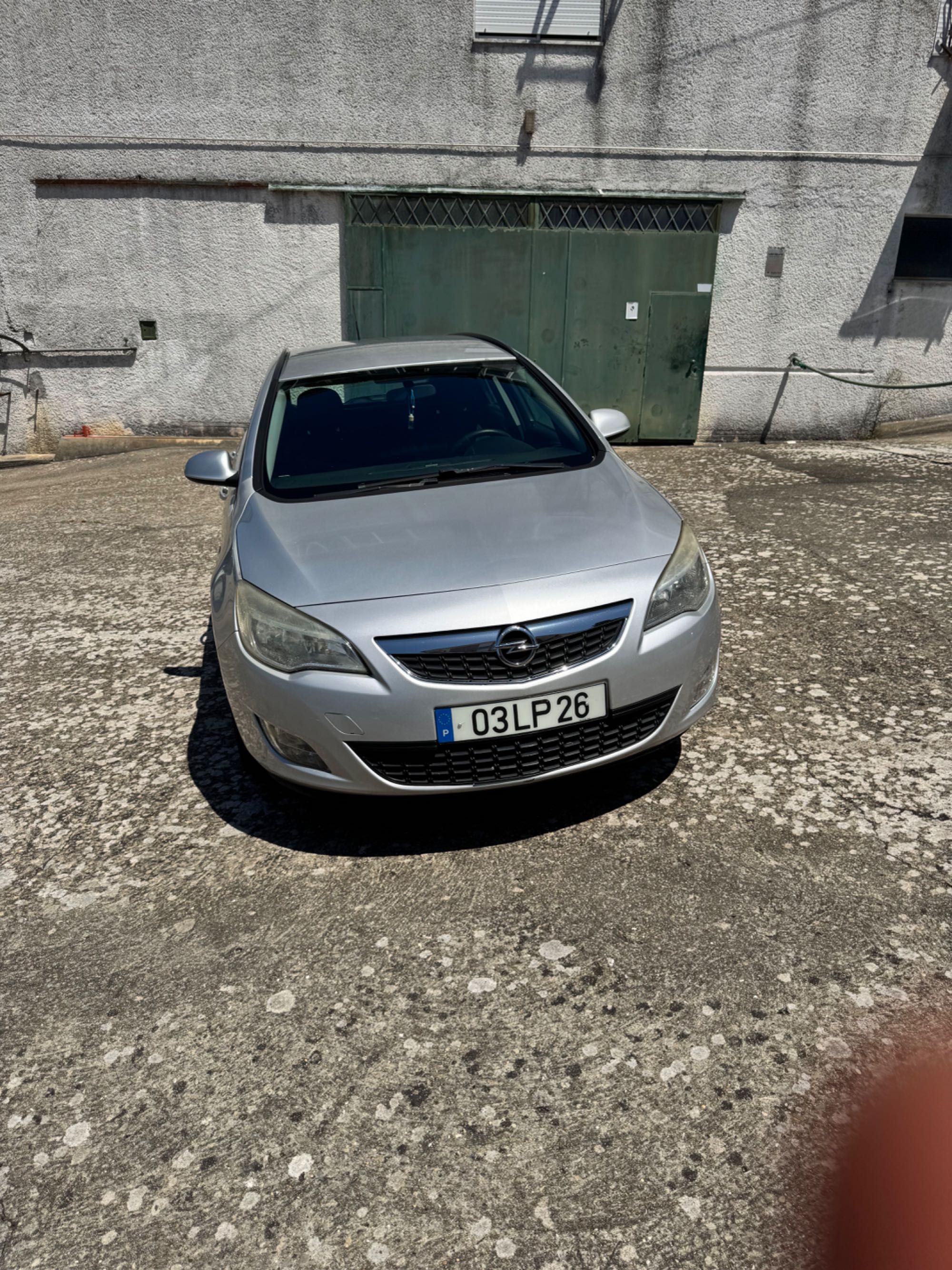 Vende se Opel em bom estado
