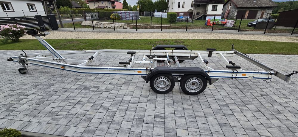 Przyczepa podłodziowa aluminiowa Stoeger 2,5t, 8,5-9,5m