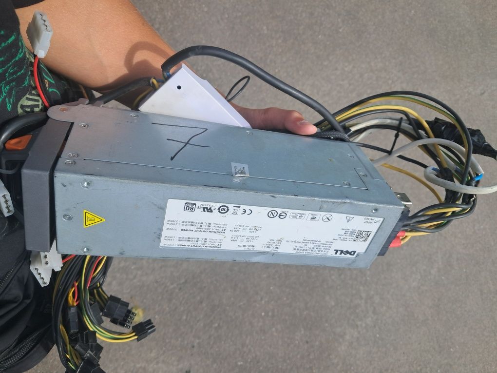 Блок питания серверный dell