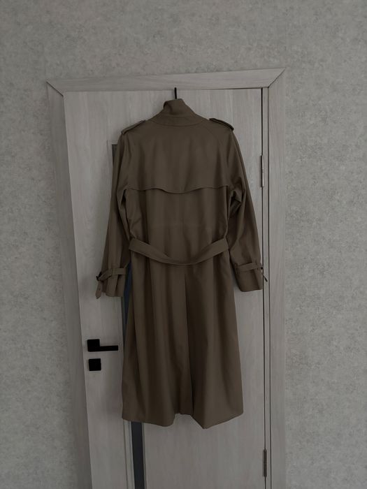 Він ажний тренч Barberrys