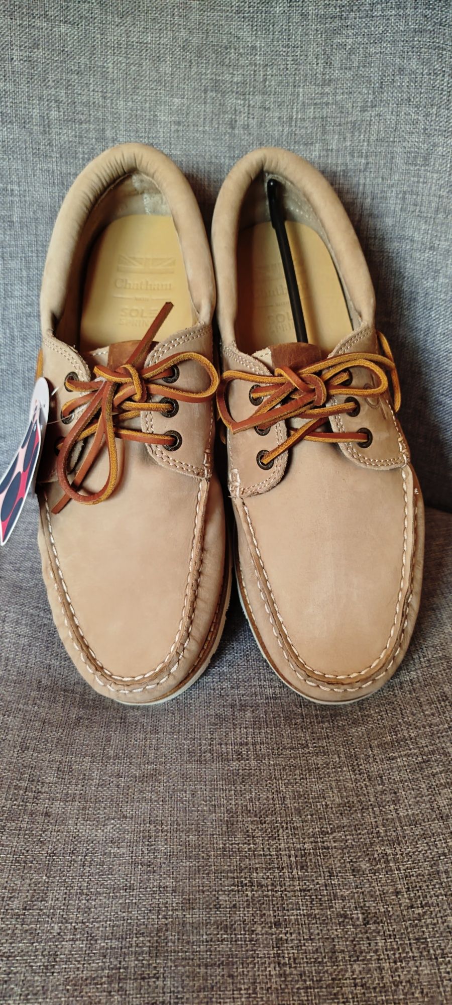 Skórzane buty mokasyny żeglarskie Chatham skóra nubukowa.