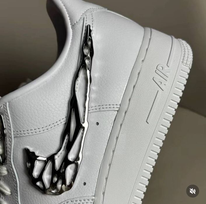 36-45 Nike Air Force 1 Low ‘Molten Metal Silver ‘