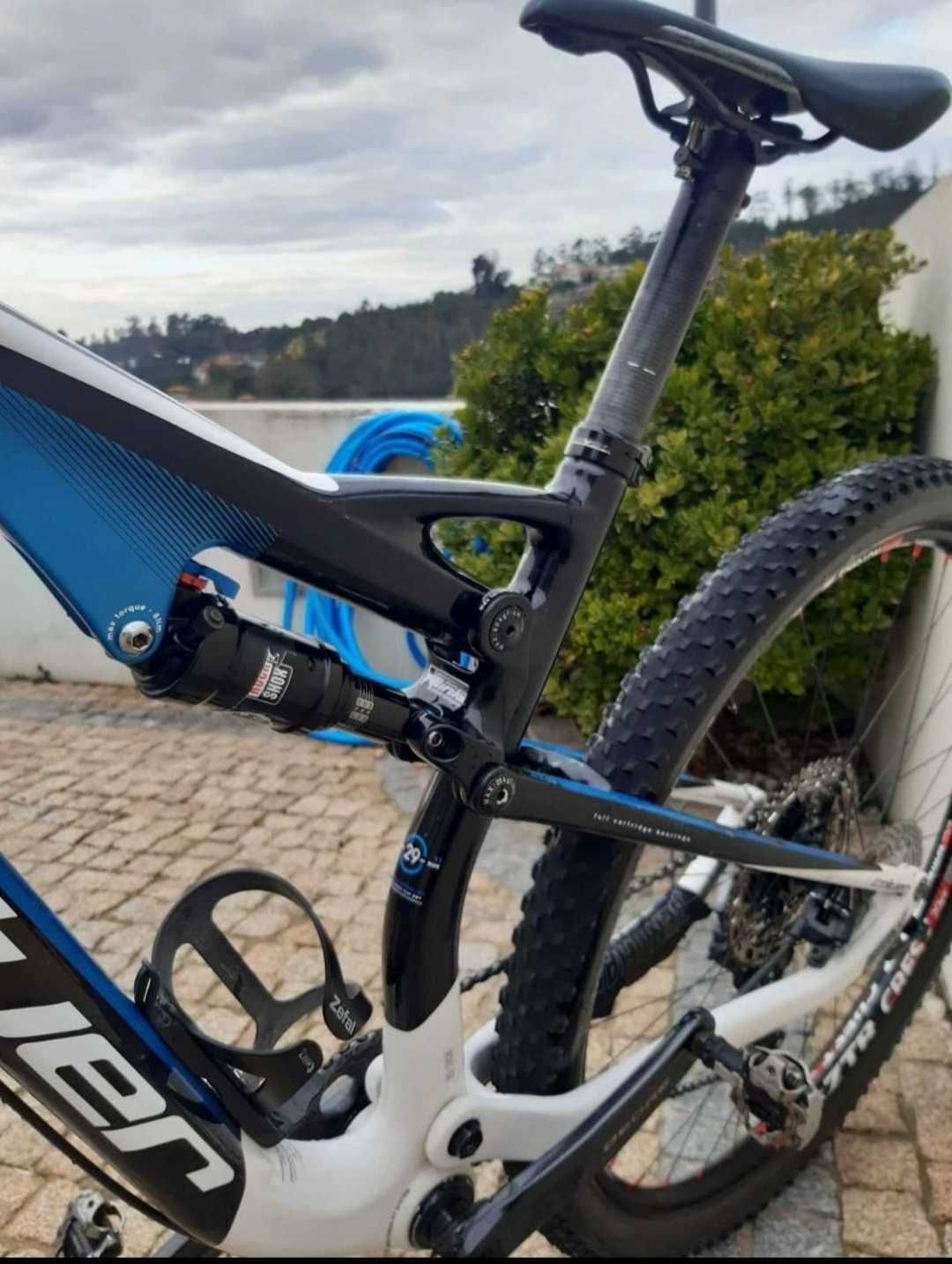 Coluer  29 Carbono Suspensão Total