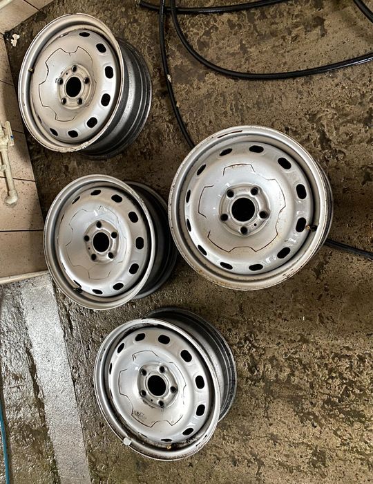 Диски Trafic Vivaro r16