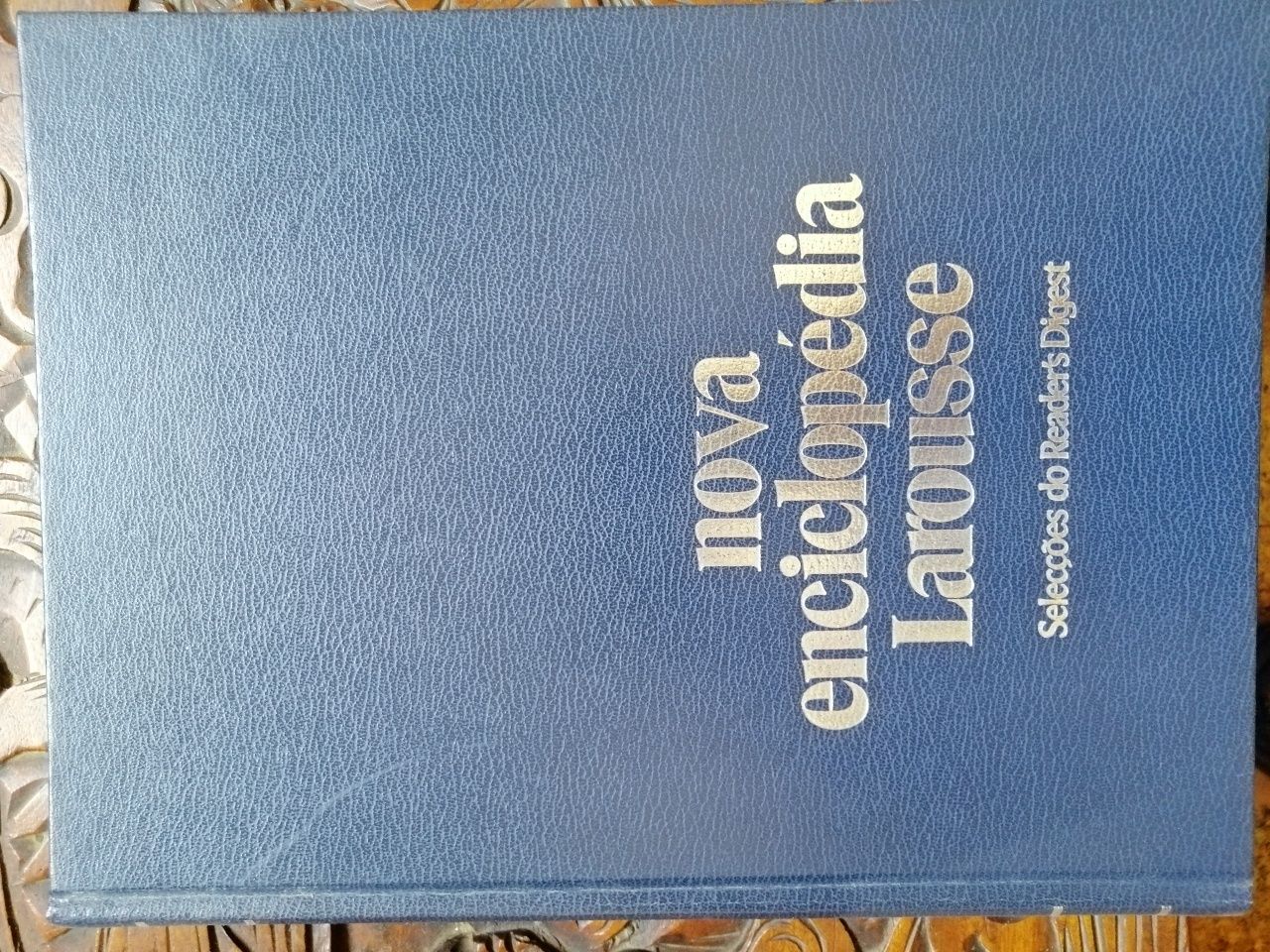 Enciclopédia Larousse da Reader's Digest