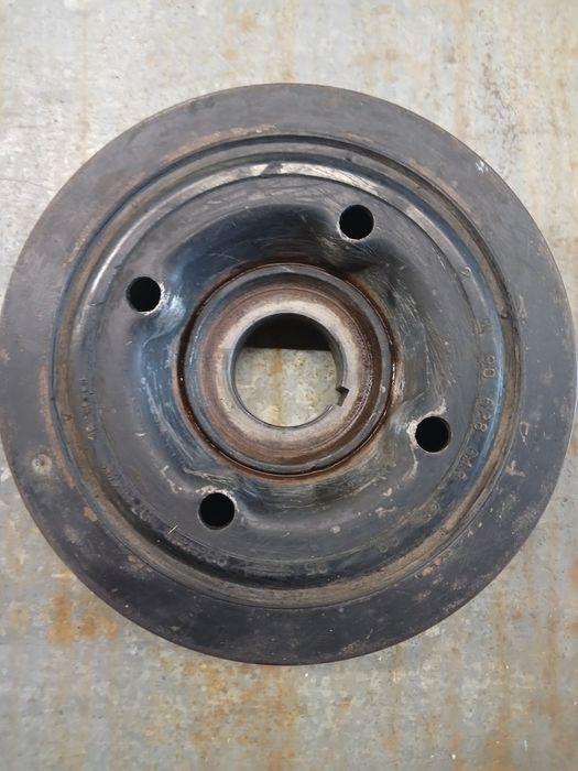 Шків колінвала опель 2.0 дті