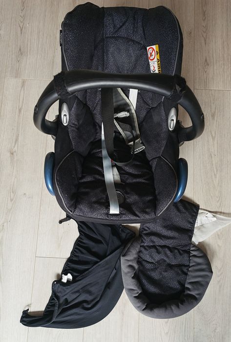 Fotelik samochodowy dla noworodka Maxi Cosi, nosidełko, skorupka