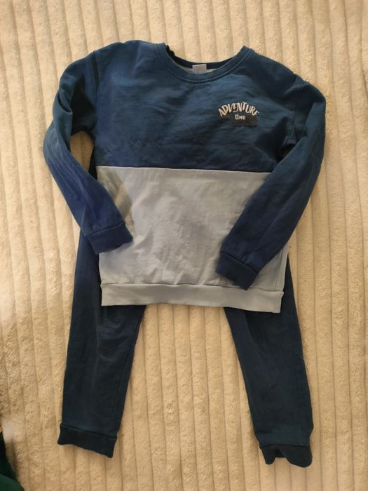 Dres bluza i spodnie r. 128