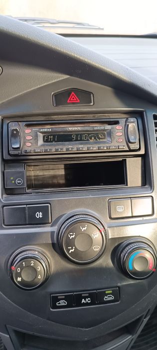 Продам Kia Carens, 1,6 газ/бензин