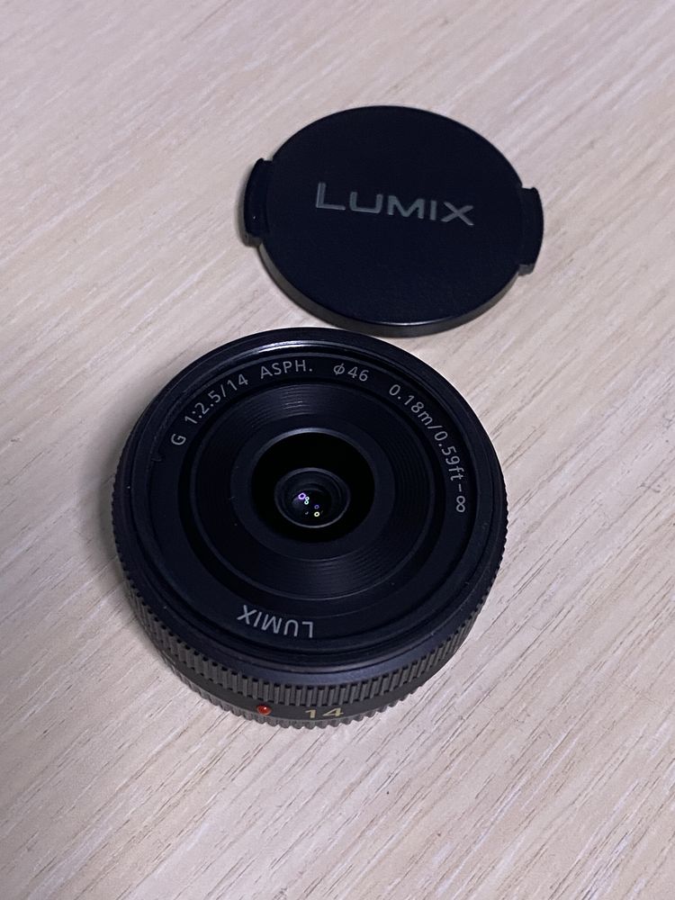 Обʼєктив Panasonic Lumix 14 mm f2,5