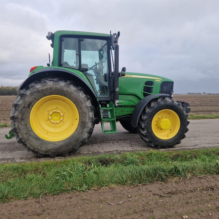 John Deere 6930  premium