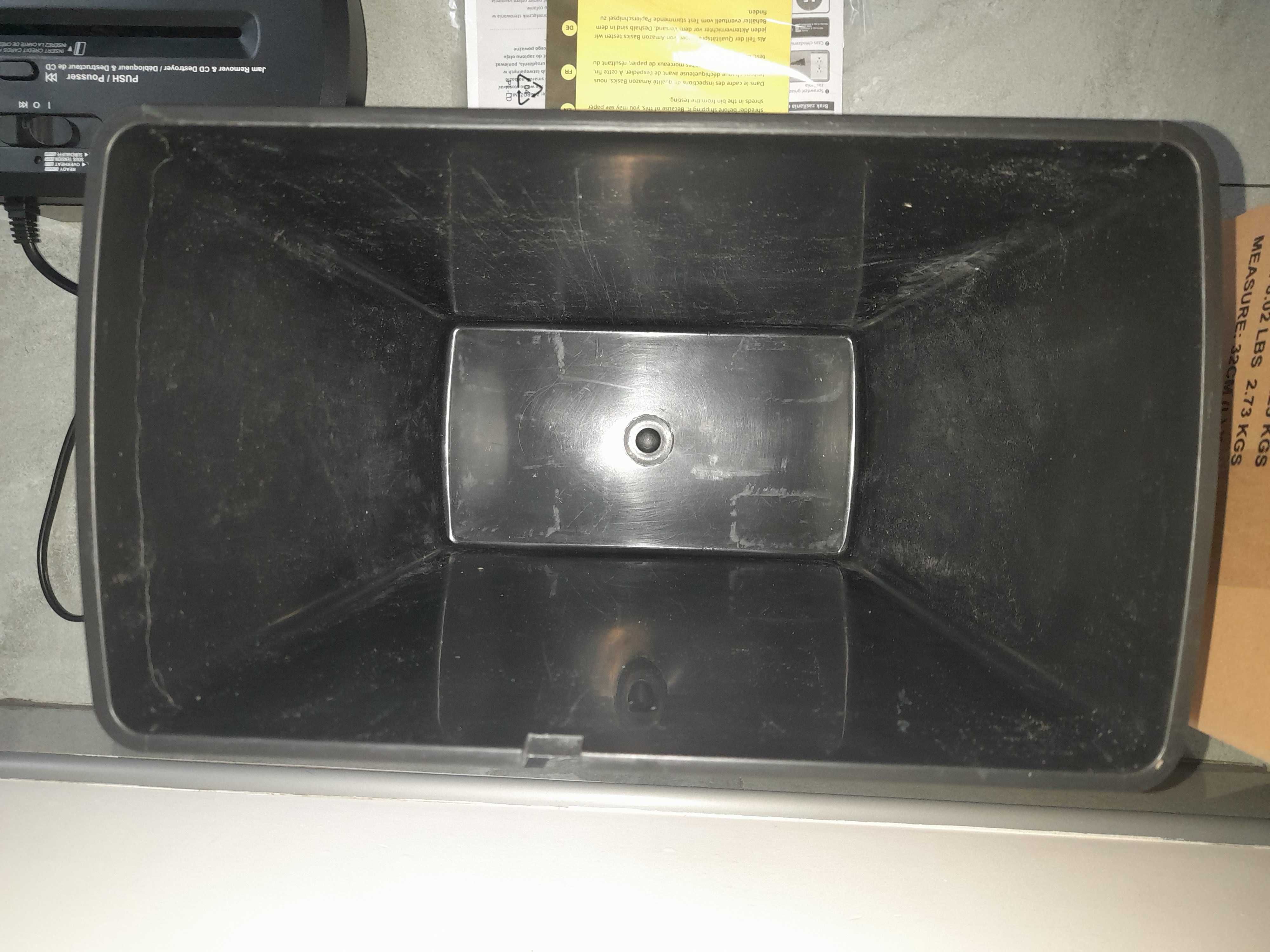 Niszczarka AmazonBasics R7T9K