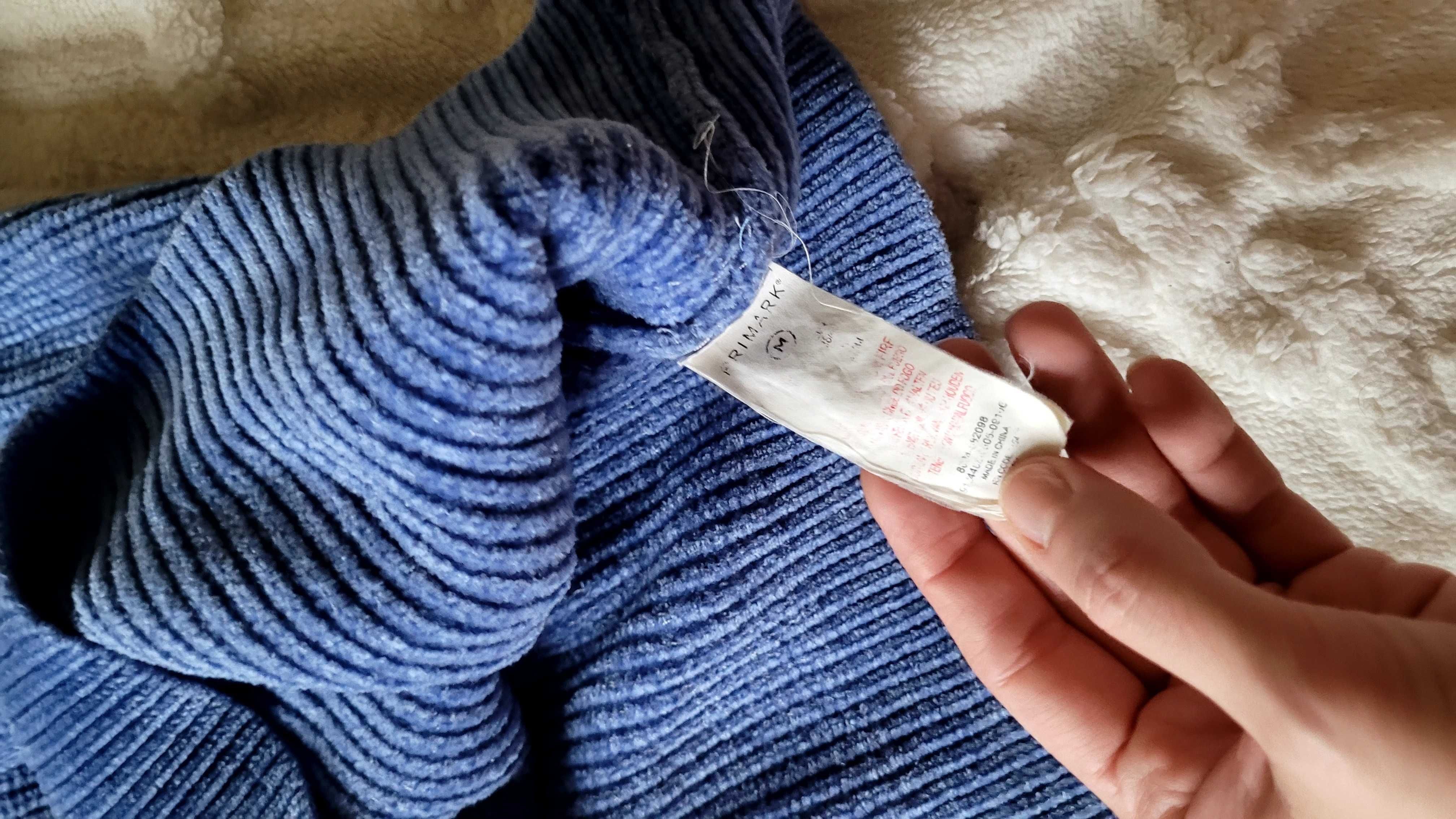 Niebieski welurowy sweter sweterek Primark 38 M