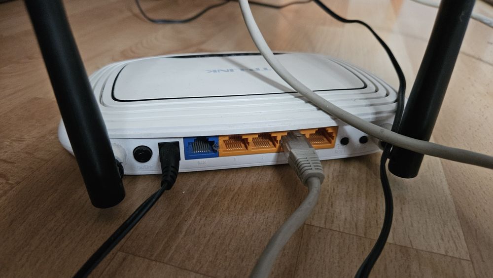 Router TP-Link TL-WR841N