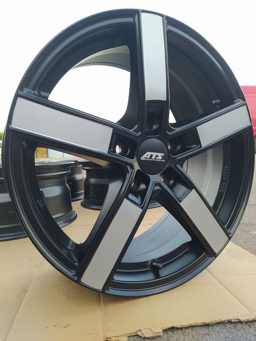 Диски Volkswagen Passat B6 B7 Jetta Touran Caddy Golf SKODA 17(5*112)