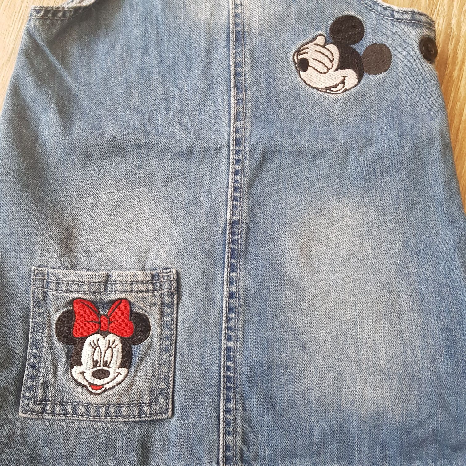 Sliczna sukienka disney minnie r 92