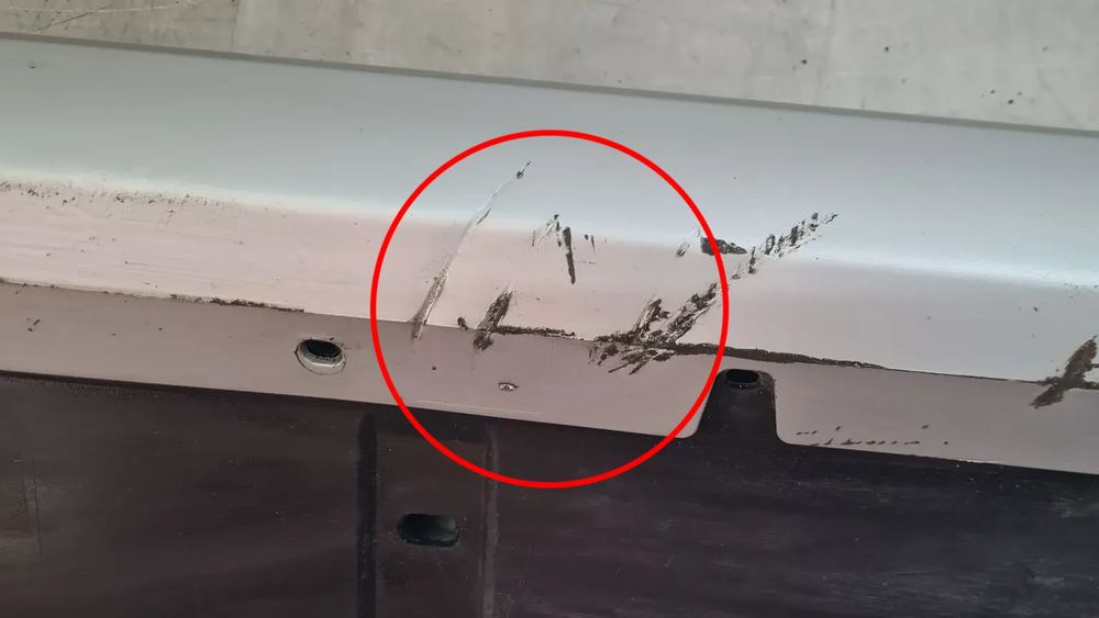 Embaladeira esquerda BMW X1 (F48)