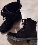 Botki czarne 37 zamszowe CCC buty