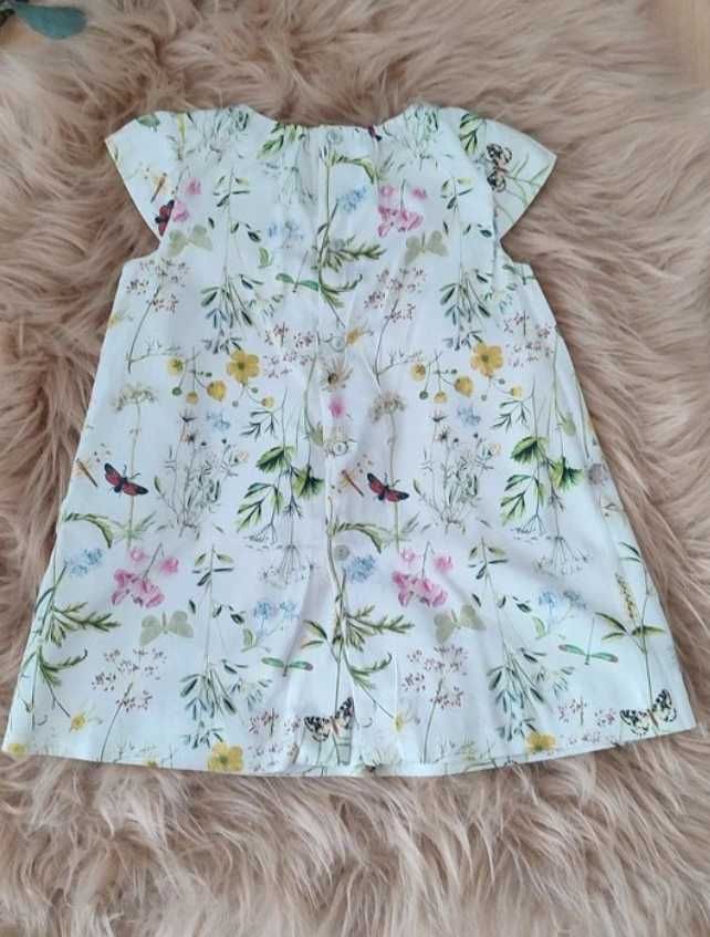 Kwiecista sukienka Zara