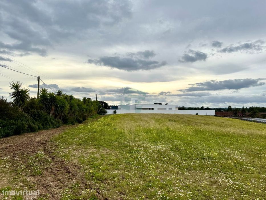 Terreno Rústico com Viabilidade para Turismo de Habitação ou Rural