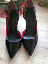 Czarne, eleganckie buty na szpilce rozmiar 37 firmy Janny Fairy