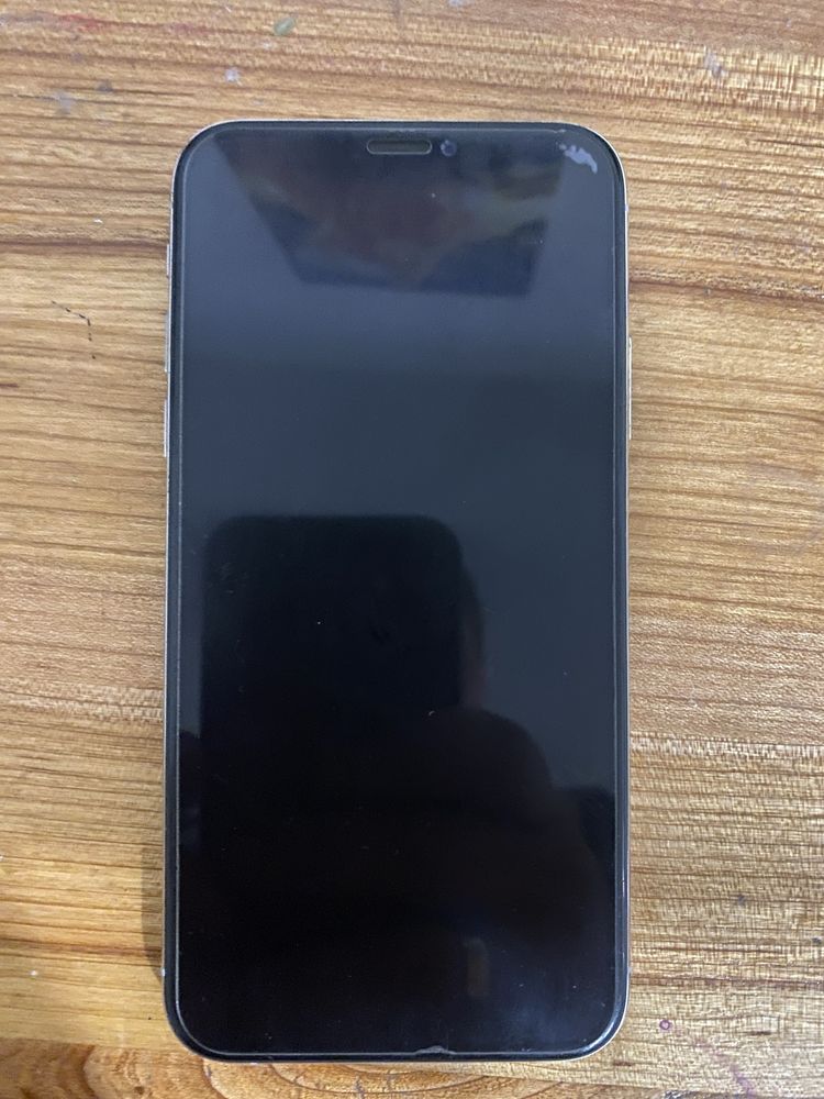 Продам Iphone XS 64gb