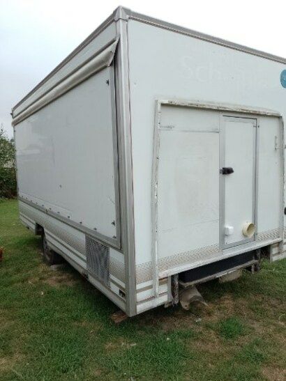 Zabudowa kontener autosklep foodtruck bar ryby mięso wędliny