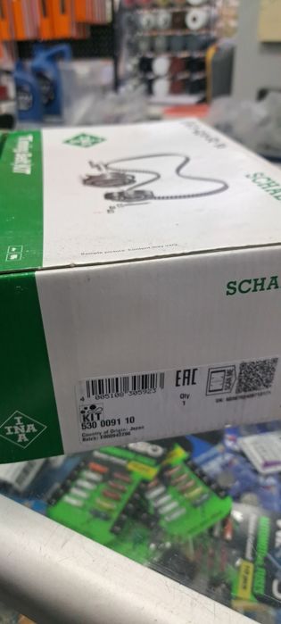 Комплект грм,помпа ,колодки на пассат б 5+