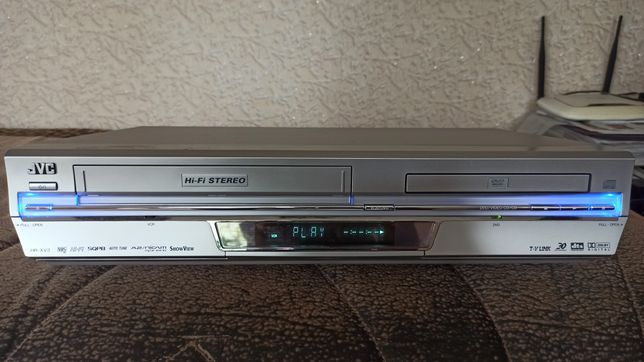 DVD VHS плеєр JVC HR-xv3er