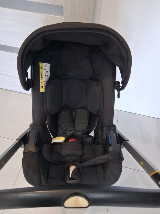 Jeżdzący fotelik samochodowy 3w1