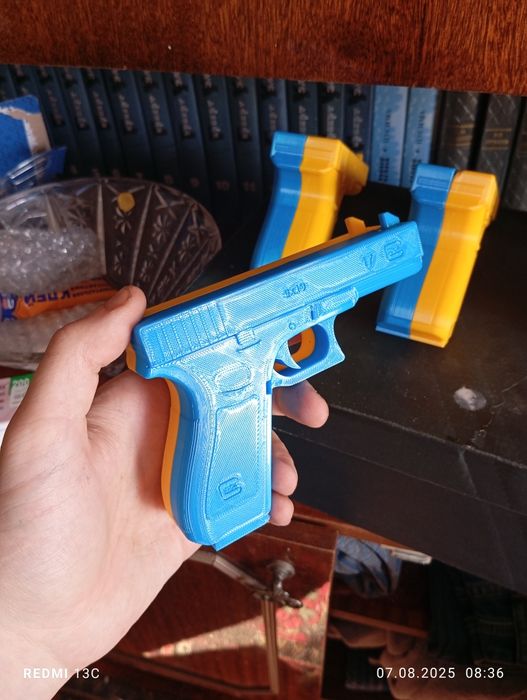 Glock 17 підставка під смартфон