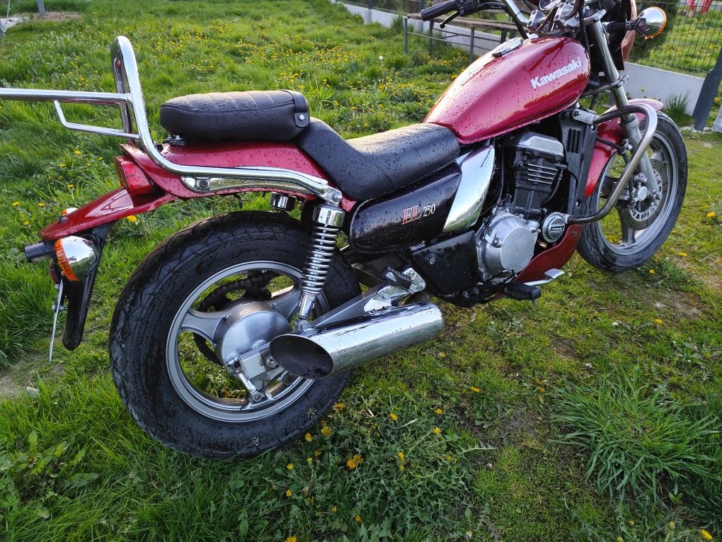 Motocykl Kawasaki el 250