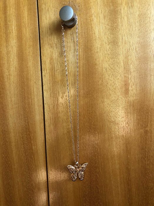 Colar novo borboleta