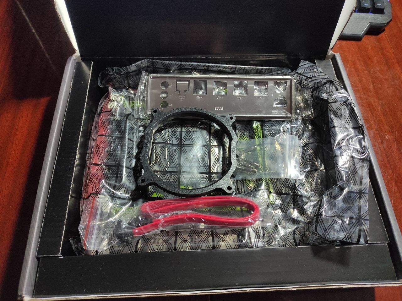 игровой комплект Xeon E5-2650v2 + Atermiter x79 +16 гб ddr3 Samsung